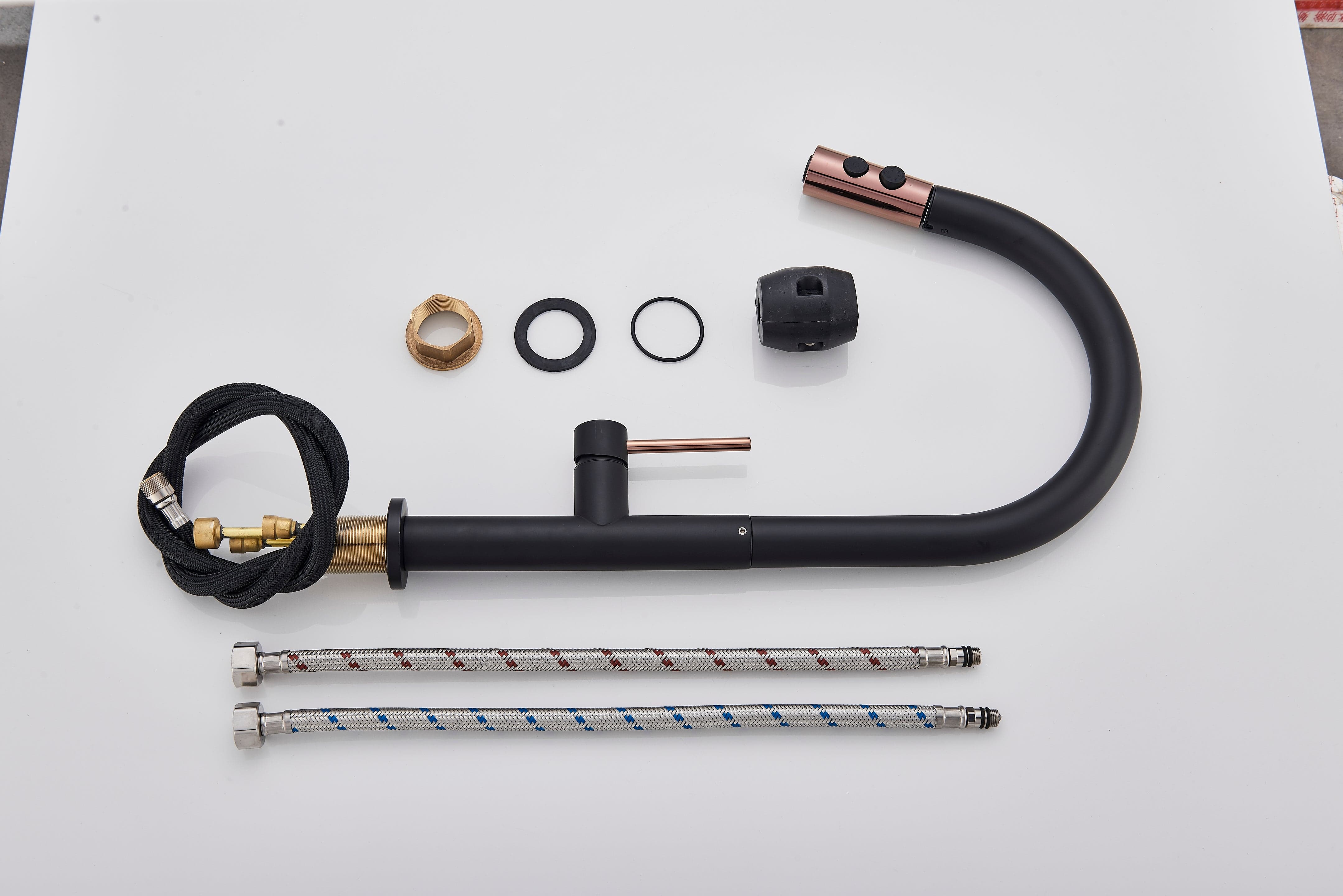 Baterie profesionala de bucatarie, cu dus extractibil, 2 functii de curgere, negru mat cu rose gold