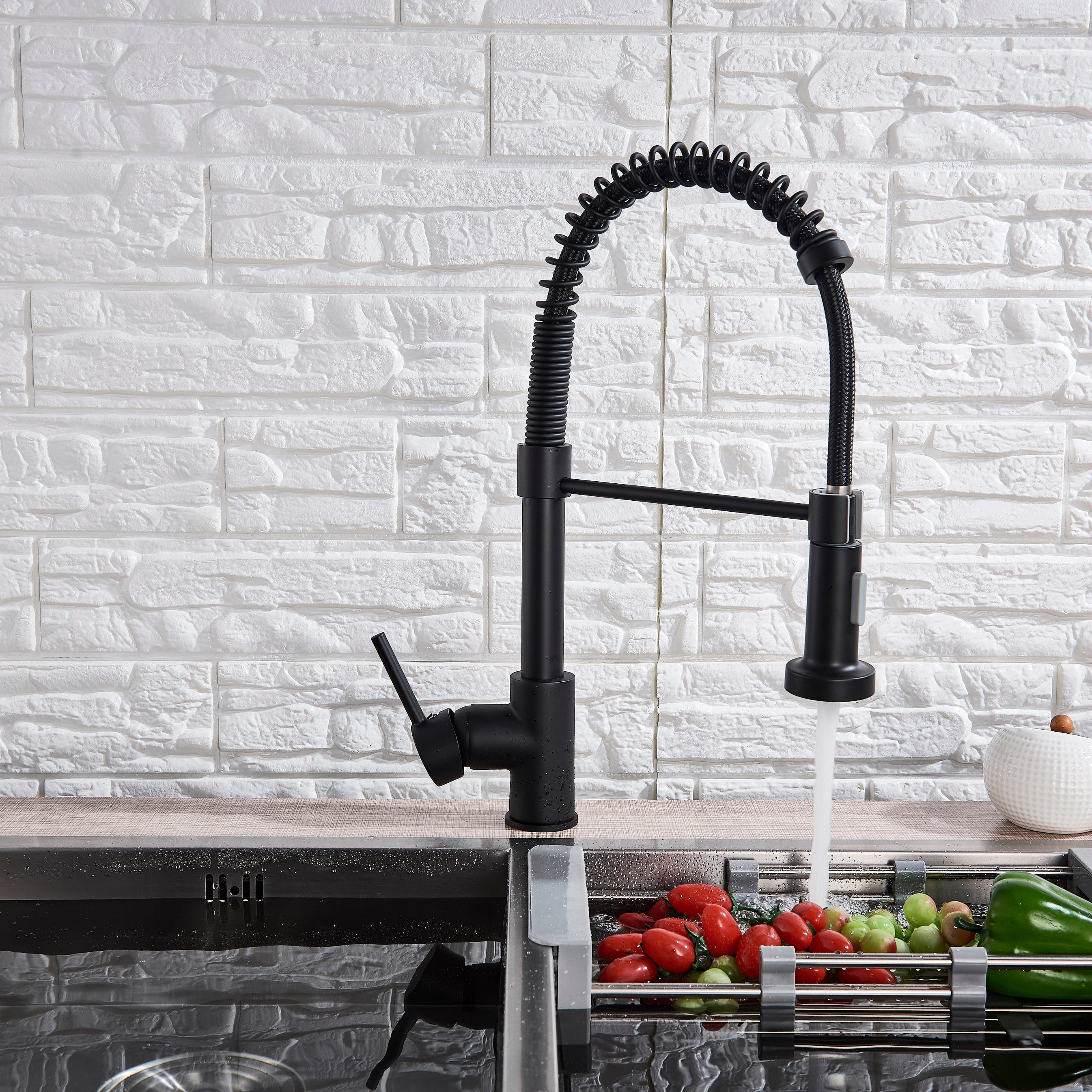 Baterie profesionala de bucatarie, cu dus flexibil, 2 functii de curgere, negru mat