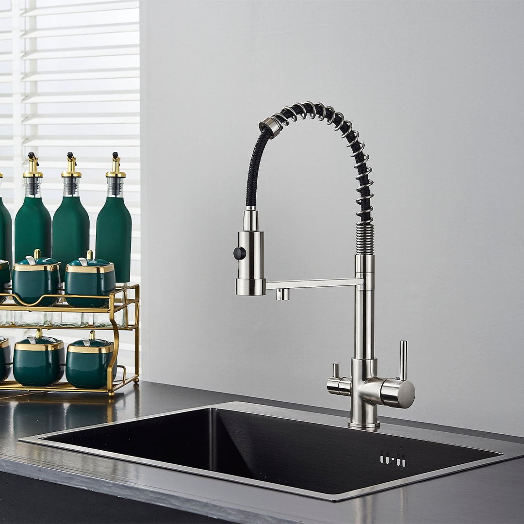 Baterie profesionala de bucatarie, cu dus flexibil, pipa pentru apa filtrata, argintiu lucios