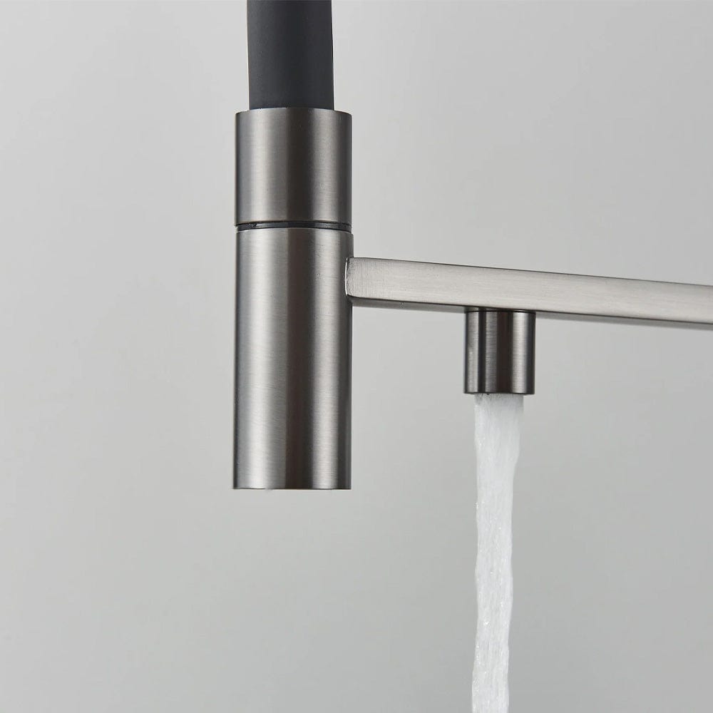 Baterie profesionala de bucatarie, cu dus flexibil, pipa pentru apa filtrata, argintiu/negru