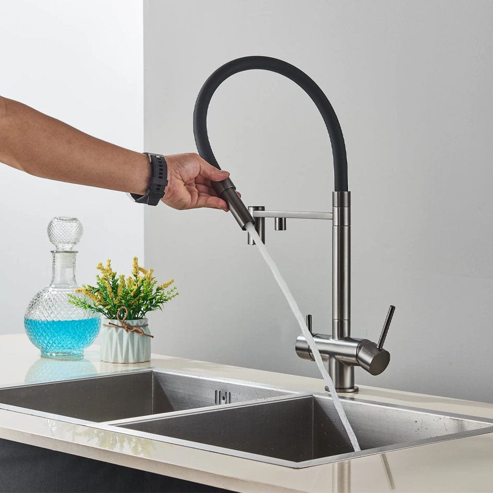 Baterie profesionala de bucatarie, cu dus flexibil, pipa pentru apa filtrata, argintiu/negru