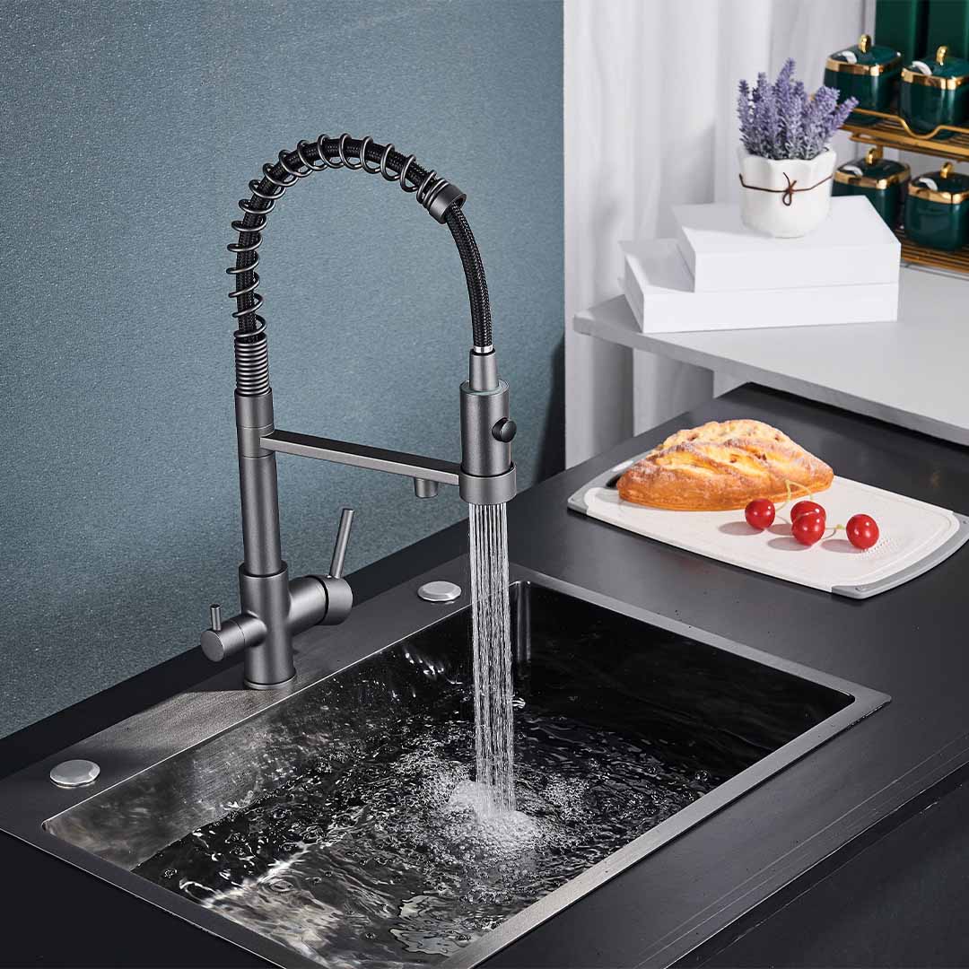 Baterie profesionala de bucatarie, cu dus flexibil, pipa pentru apa filtrata, gri mat