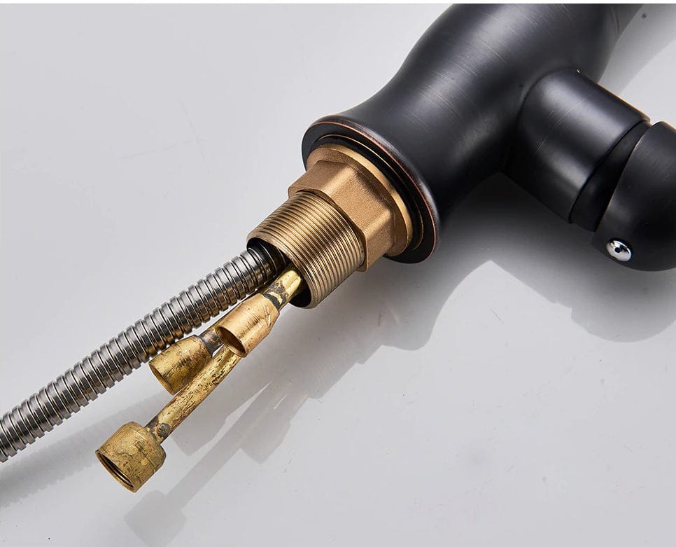 Baterie profesionala de bucatarie, negru cu bronz pe margine cu furtun extractibil si 2 functii de curgere