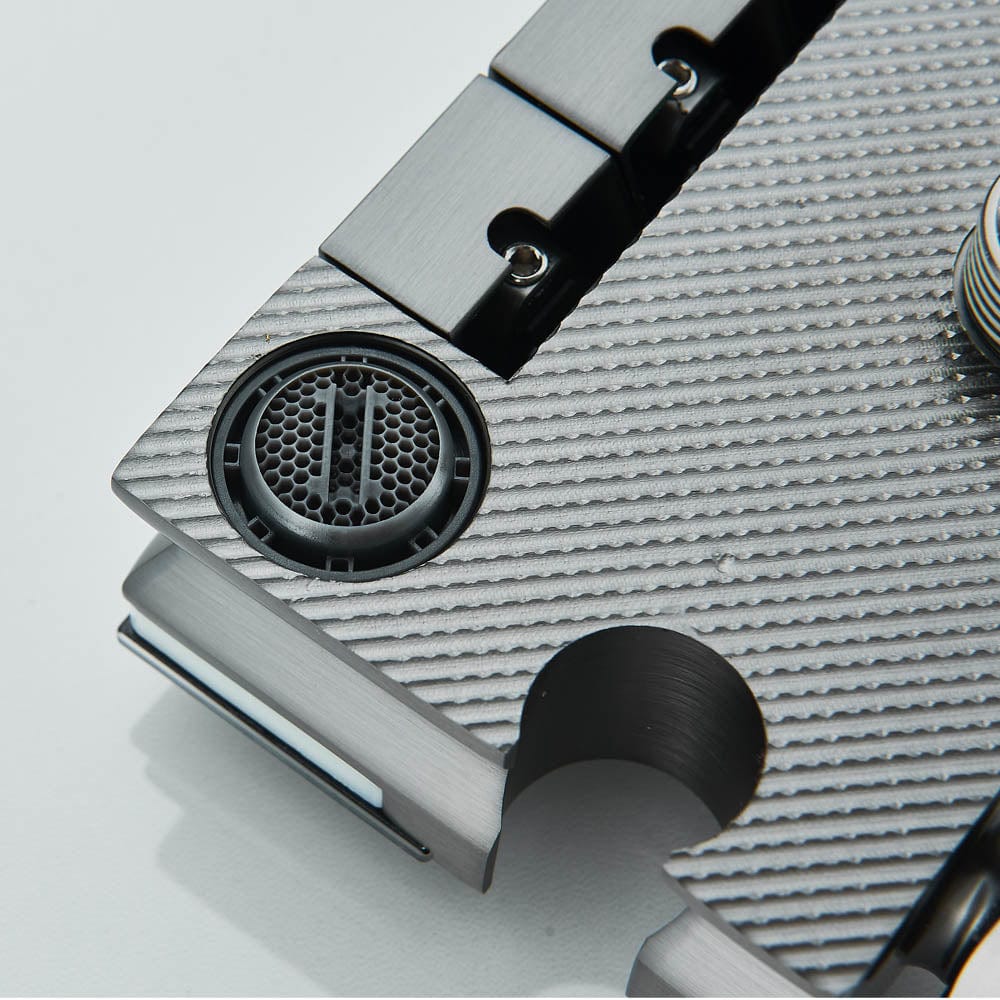 Coloană de duș cu afișaj digital și multiple funcții de curgere, gri, cu efect de ploaie