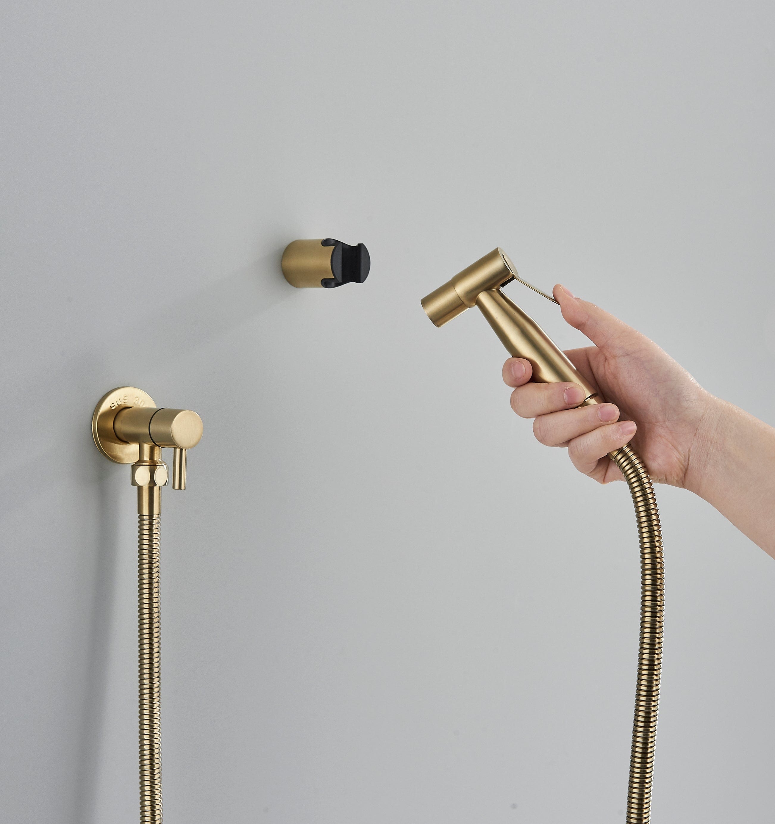 Robinet tip dus intim, auriu