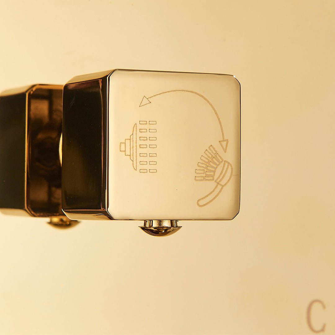 Set de dus incastrat tip ploaie, para 40 cm, cu 2 functii de curgere, auriu lucios